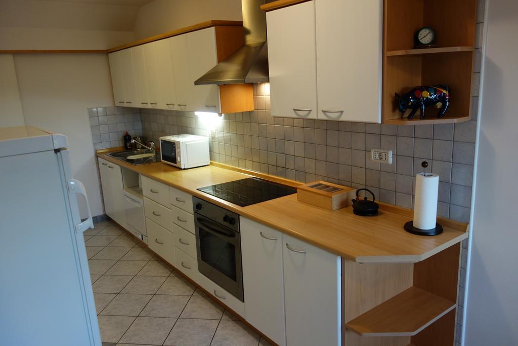 Apartment Beks ポストイナ エクステリア 写真